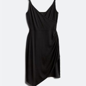 Black Sleeveless Dress
